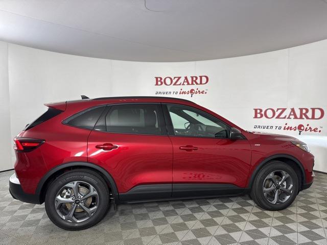 new 2025 Ford Escape car, priced at $33,276