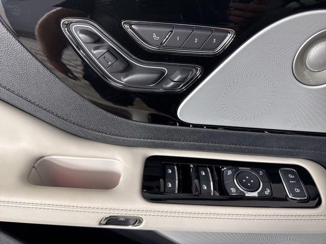 new 2025 Lincoln Aviator car, priced at $75,734