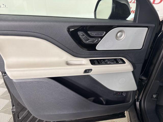 new 2025 Lincoln Aviator car, priced at $75,734