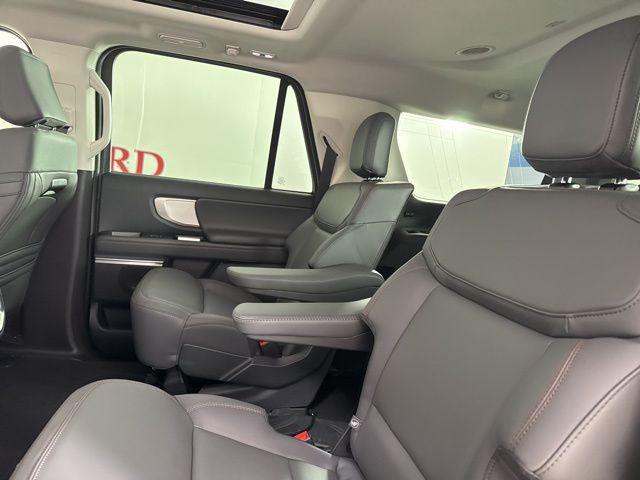 new 2025 Ford Expedition Max car, priced at $69,374