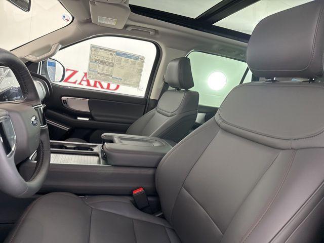 new 2025 Ford Expedition Max car, priced at $69,374