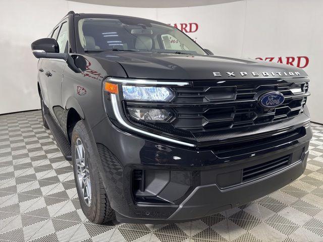 new 2025 Ford Expedition Max car, priced at $71,424