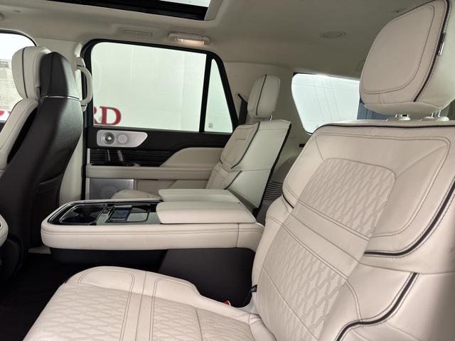 new 2024 Lincoln Navigator car, priced at $118,715