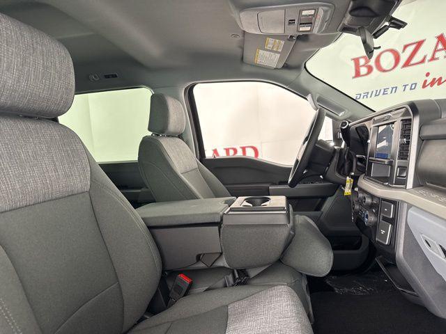 new 2025 Ford F-250 car, priced at $67,864