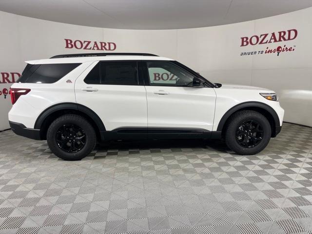 new 2024 Ford Explorer car, priced at $51,440