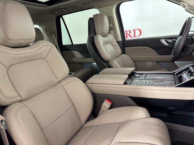 new 2024 Lincoln Navigator car, priced at $86,826