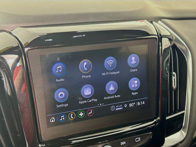 used 2023 Chevrolet Traverse car, priced at $28,000