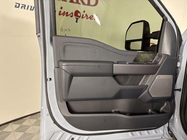 new 2025 Ford F-250 car, priced at $88,641