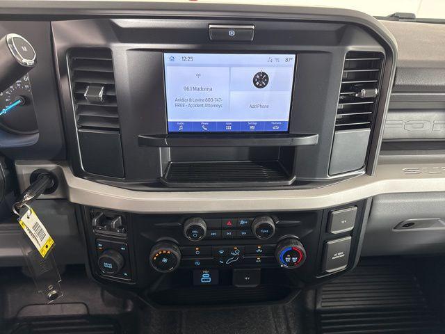 new 2025 Ford F-350 car, priced at $66,483