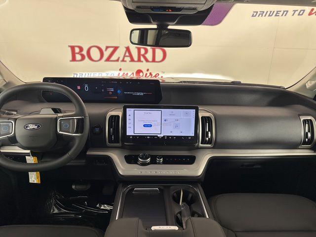 new 2025 Ford Expedition Max car, priced at $72,042