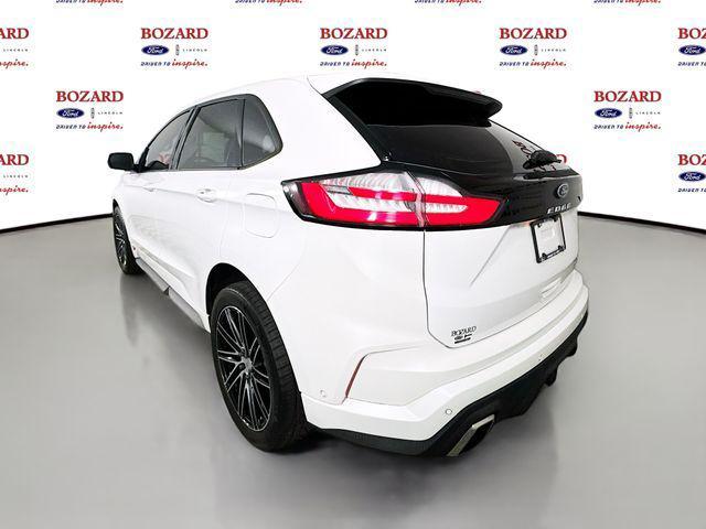used 2022 Ford Edge car, priced at $30,000