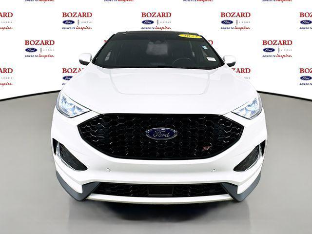 used 2022 Ford Edge car, priced at $30,000