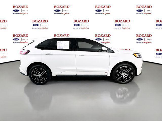 used 2022 Ford Edge car, priced at $30,000