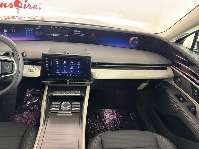 new 2025 Lincoln Nautilus car, priced at $65,544