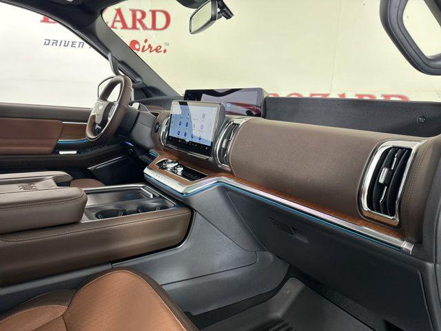 new 2025 Ford Expedition Max car, priced at $90,115