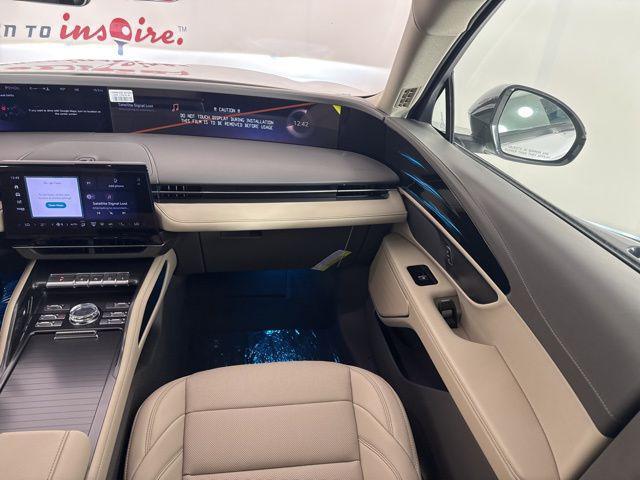new 2025 Lincoln Nautilus car, priced at $50,816