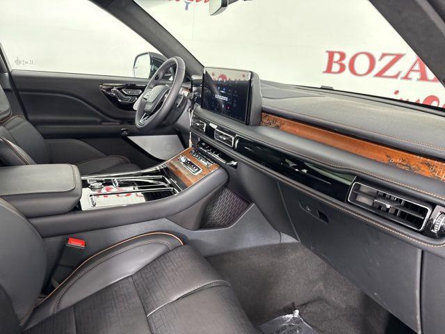 new 2025 Lincoln Aviator car, priced at $87,575