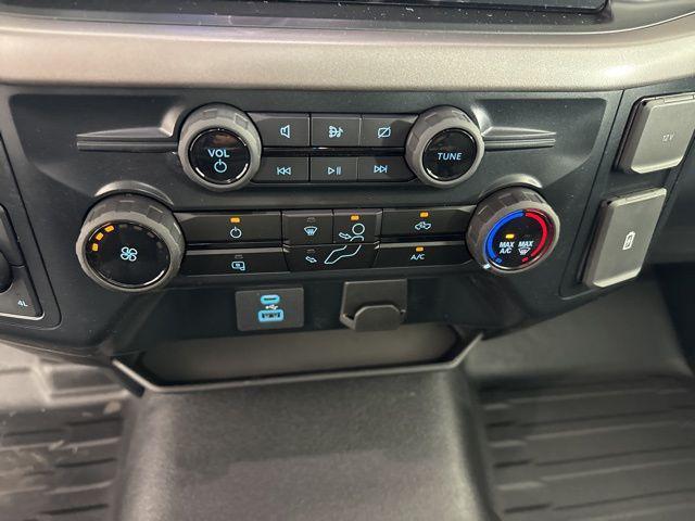 new 2024 Ford F-150 car, priced at $34,674
