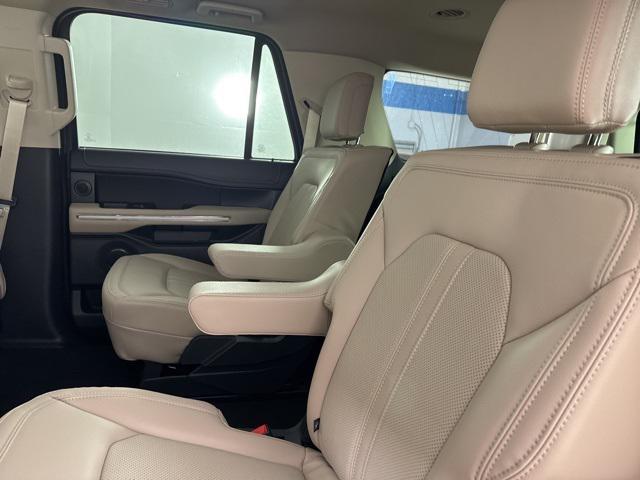 new 2024 Ford Expedition car, priced at $71,926