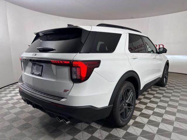 new 2025 Ford Explorer car, priced at $61,270