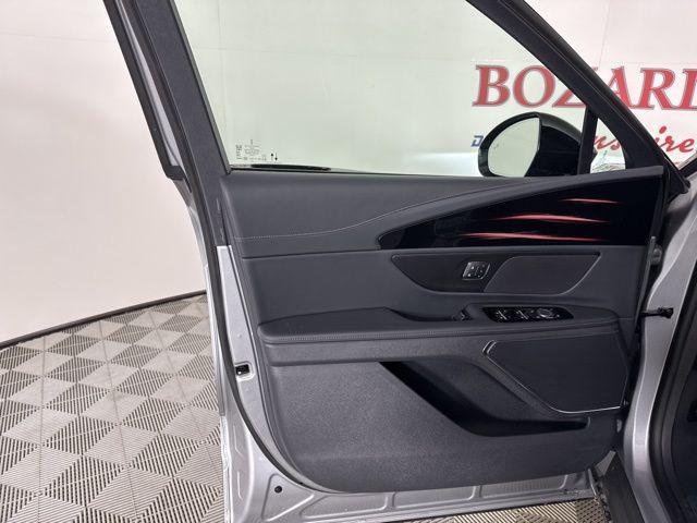 new 2025 Lincoln Nautilus car, priced at $52,886