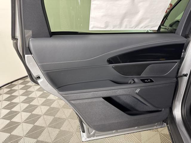 new 2025 Lincoln Nautilus car, priced at $56,335