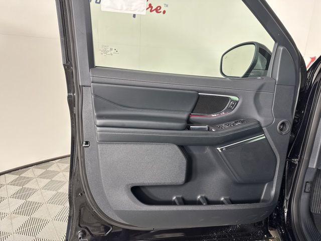 new 2025 Ford Expedition Max car, priced at $83,055