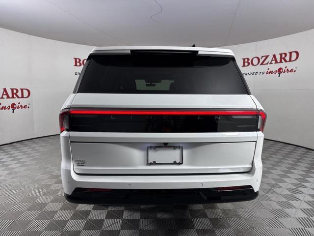 new 2025 Lincoln Navigator car, priced at $126,850