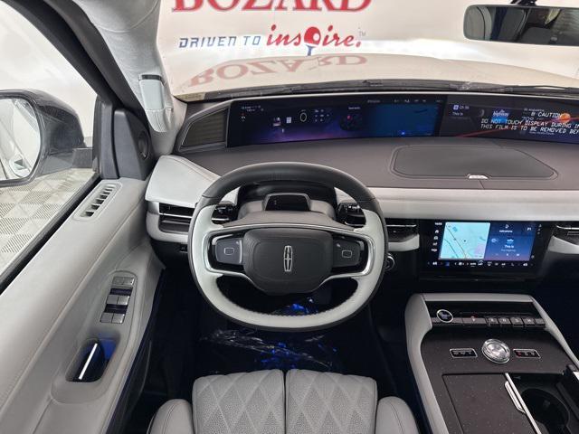 new 2025 Lincoln Navigator car, priced at $126,850