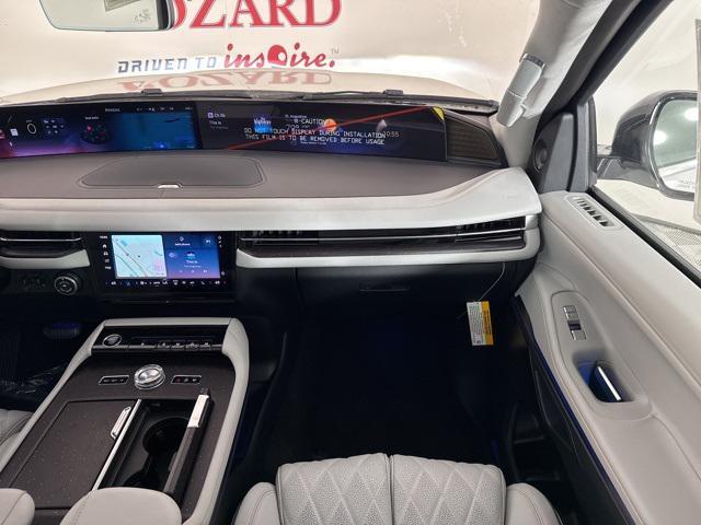new 2025 Lincoln Navigator car, priced at $126,850