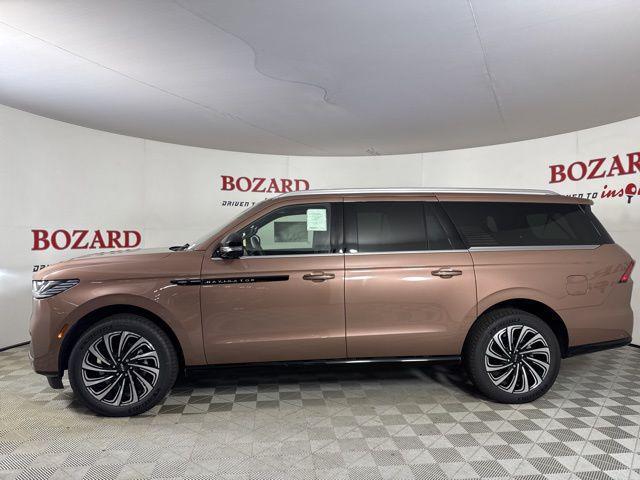 new 2025 Lincoln Navigator car, priced at $123,435