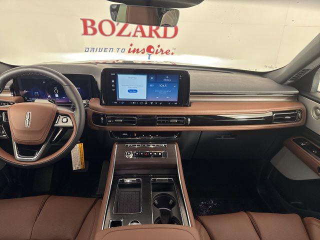 new 2025 Lincoln Aviator car, priced at $65,320