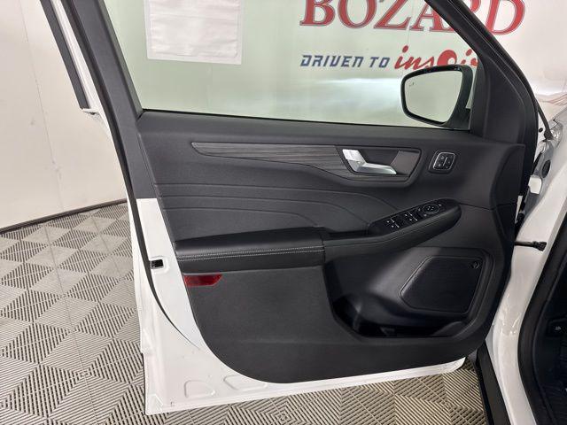 new 2025 Ford Escape PHEV car, priced at $36,287