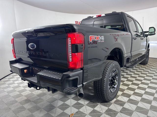 new 2025 Ford F-250 car, priced at $58,370