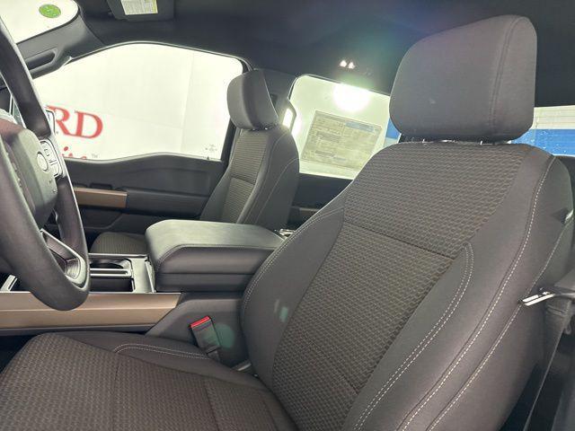 new 2025 Ford F-150 car, priced at $47,060