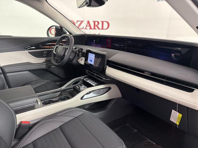 new 2025 Lincoln Nautilus car, priced at $54,321