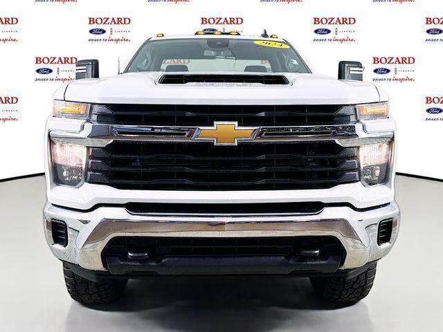 used 2024 Chevrolet Silverado 3500 car, priced at $52,000