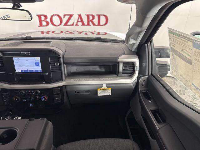 new 2025 Ford F-250 car, priced at $58,322