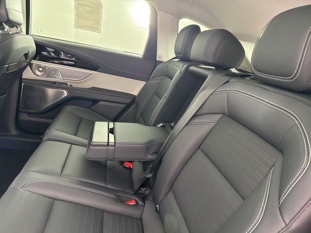 new 2025 Lincoln Nautilus car, priced at $64,087