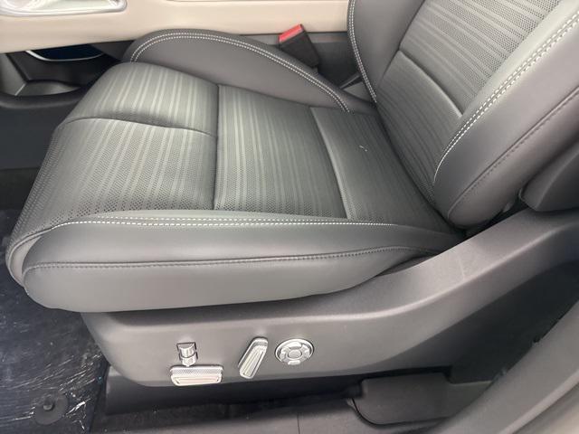 new 2025 Lincoln Nautilus car, priced at $68,267