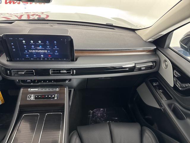 new 2025 Lincoln Aviator car, priced at $78,192