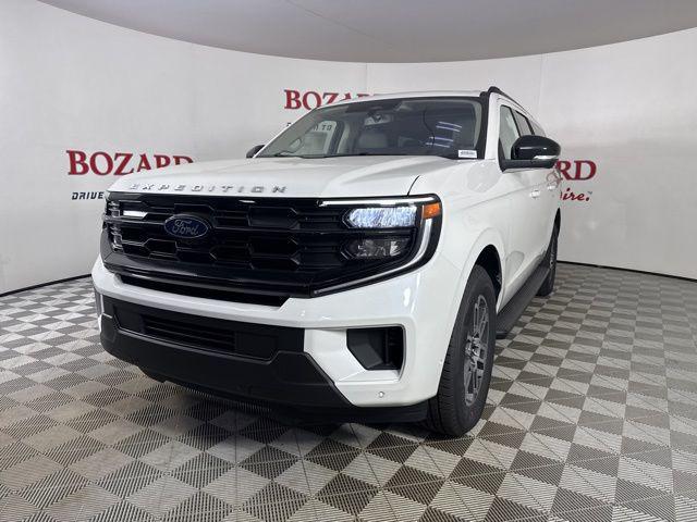 new 2025 Ford Expedition Max car, priced at $69,736