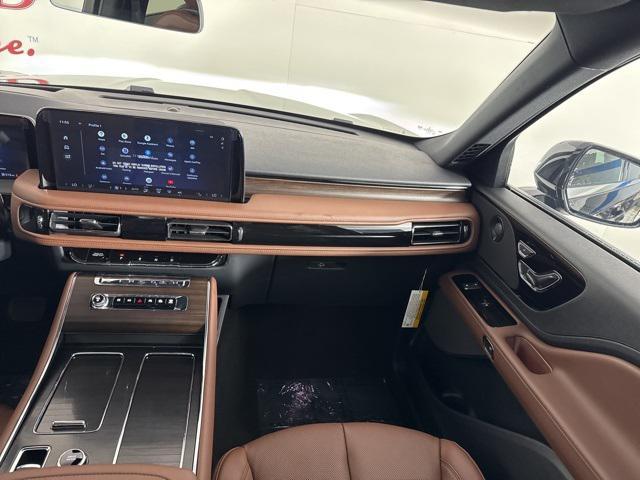 used 2025 Lincoln Aviator car, priced at $70,000