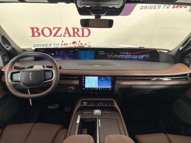 new 2025 Lincoln Navigator car, priced at $101,990