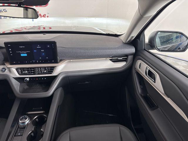 new 2025 Ford Explorer car, priced at $44,100
