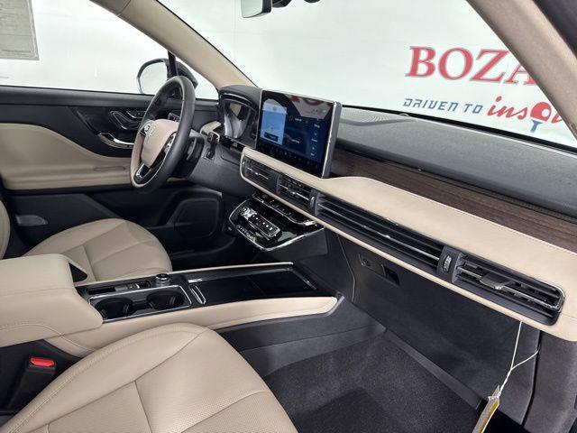new 2025 Lincoln Corsair car, priced at $47,147