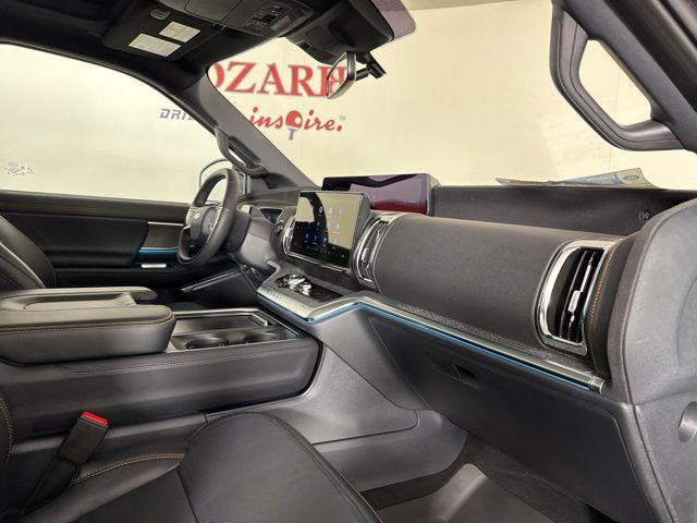 new 2025 Ford Expedition car, priced at $83,580