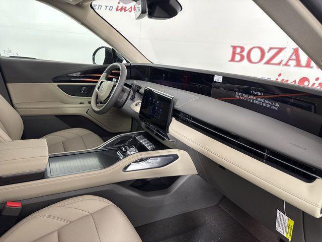 new 2025 Lincoln Nautilus car, priced at $50,126