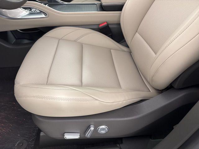 new 2025 Lincoln Nautilus car, priced at $50,126