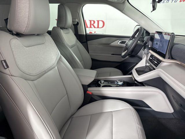 new 2025 Ford Explorer car, priced at $42,907